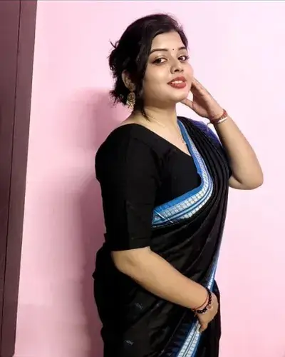 Call Girl in Aliganj